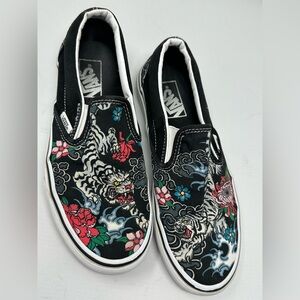 Floral tiger slip-on Vans size 8.5 women’s